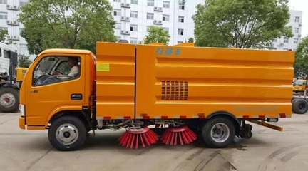 多利卡D6掃路車 城市環衛的高效守護者